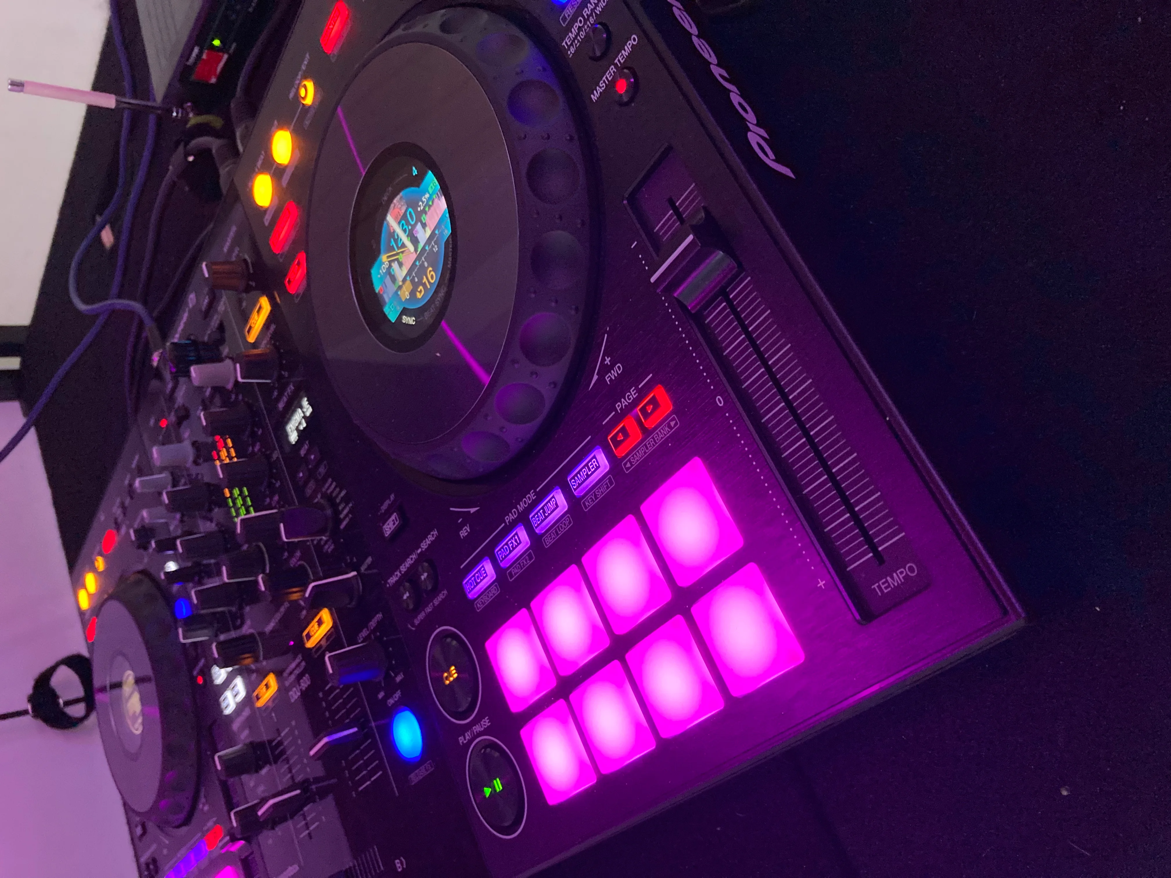 DJ André im Einsatz – Foto 3