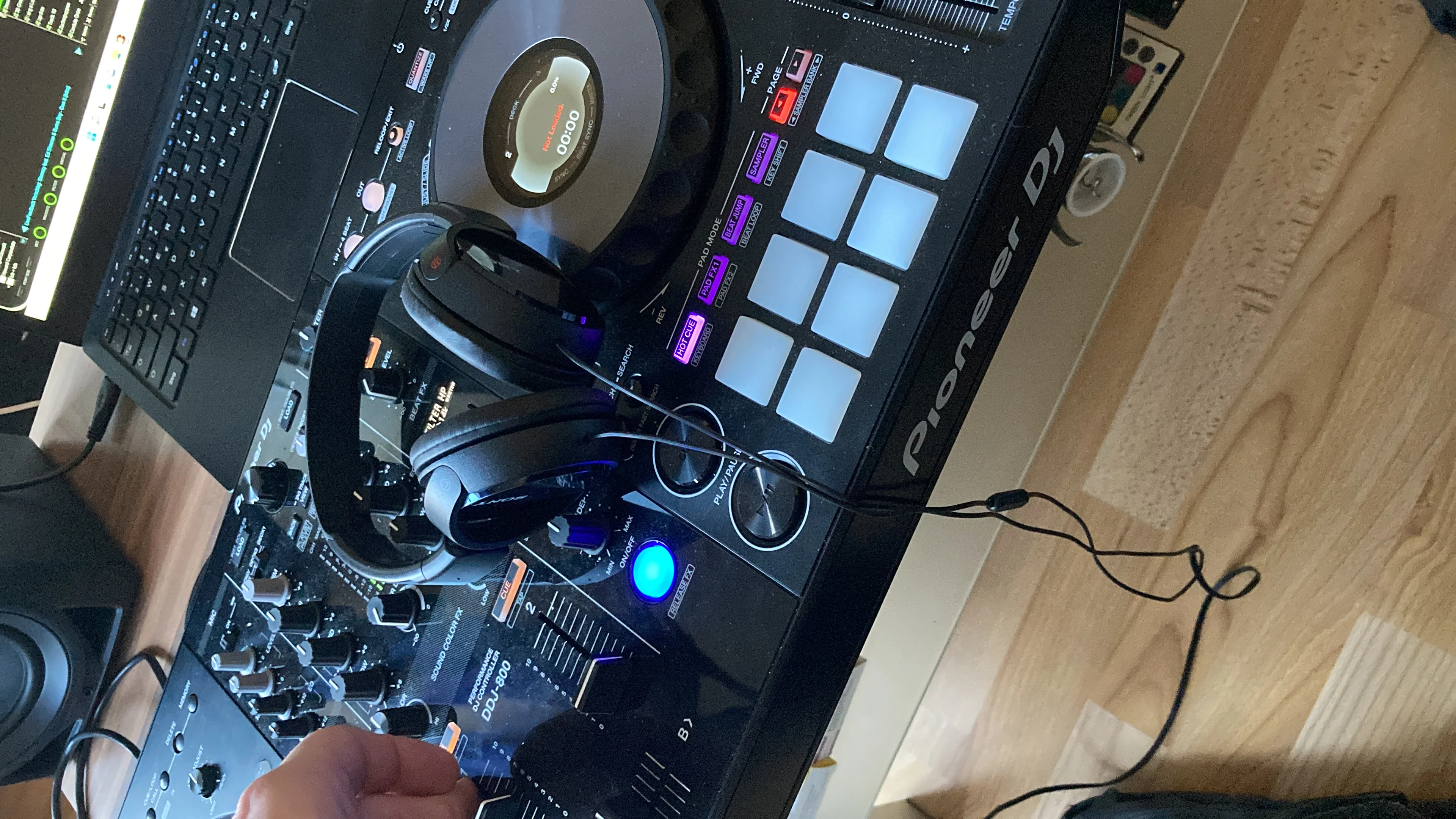 DJ André im Einsatz – Foto 5